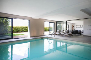 SUITE & POOL-Como House-160 mt-Private Indoor Swimming Pool, heated all year-Private Covered Parking-Private Garden and terrace-Fully equipped Kitchen Como